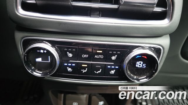Genesis GV80 2021 — photo 35