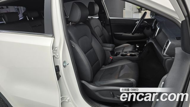 Kia Sportage 2019 — photo 16