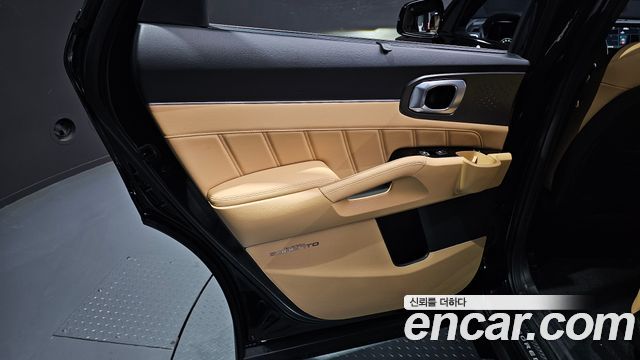 Kia Sorento 2023 — photo 15