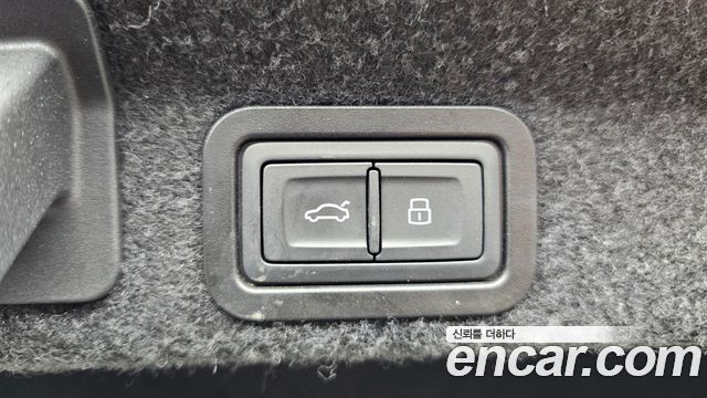 Audi A6 2021 — photo 24