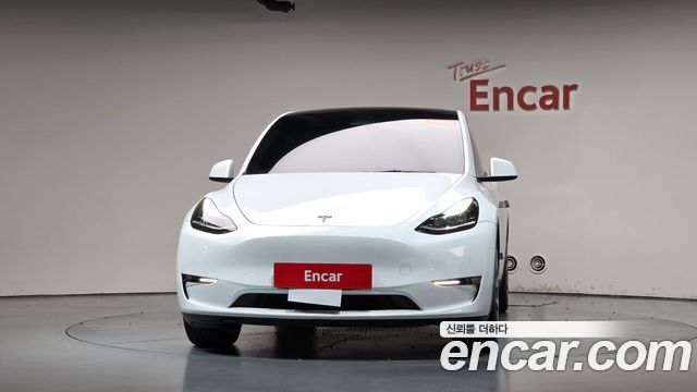 Tesla Model Y 2022 — photo 3