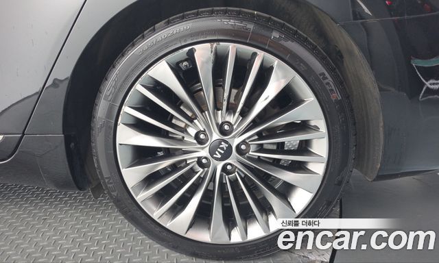 Kia K7 2019 — photo 7