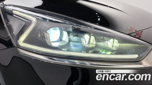 Kia K7 2019 — photo 8
