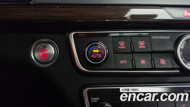 Kia K7 2019 — photo 28