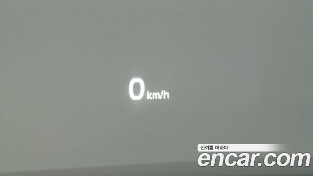 Kia K7 2019 — photo 31