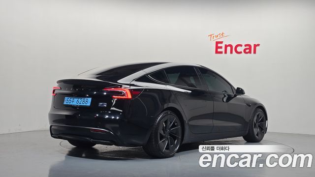 Tesla Model 3 2024 — photo 2