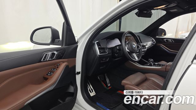 BMW X5 2022 — photo 10