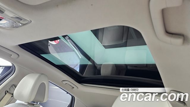 Genesis GV60 2022 — photo 22
