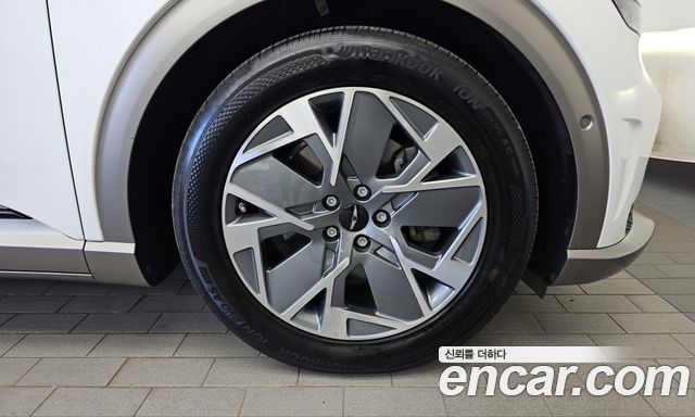 Genesis GV60 2022 — photo 7