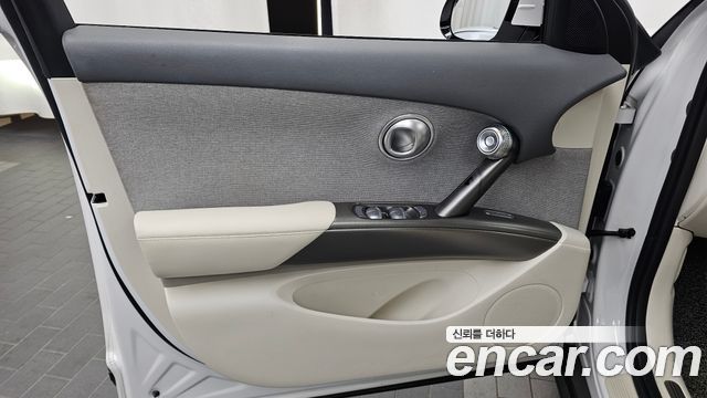 Genesis GV60 2022 — photo 14