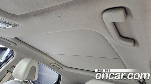 Genesis GV60 2022 — photo 35