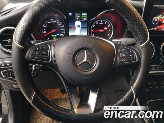 Mercedes-Benz GLC-Class 2019 — photo 7