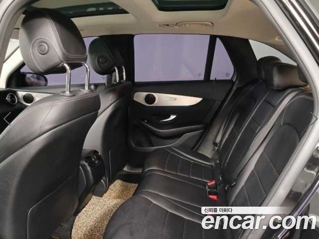 Mercedes-Benz GLC-Class 2019 — photo 10