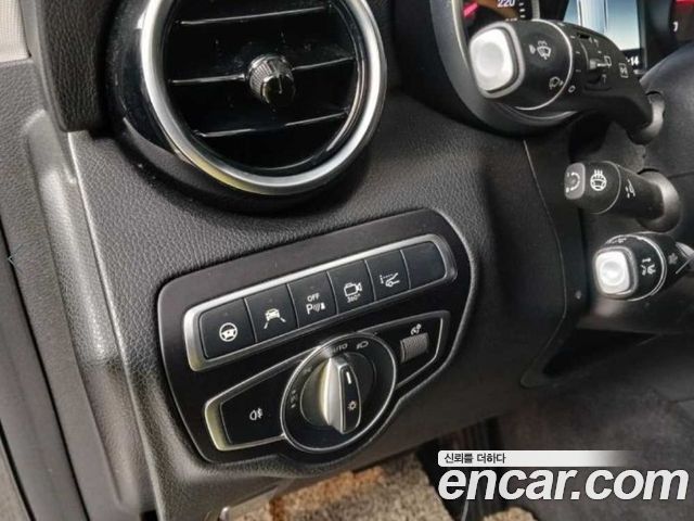 Mercedes-Benz GLC-Class 2019 — photo 12