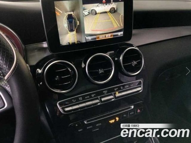 Mercedes-Benz GLC-Class 2019 — photo 14