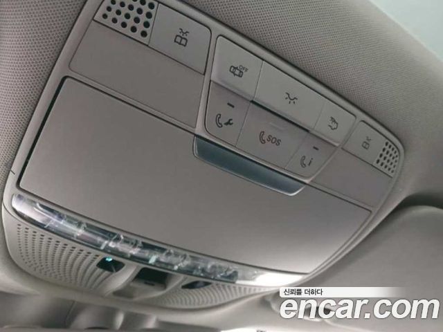 Mercedes-Benz GLC-Class 2019 — photo 16