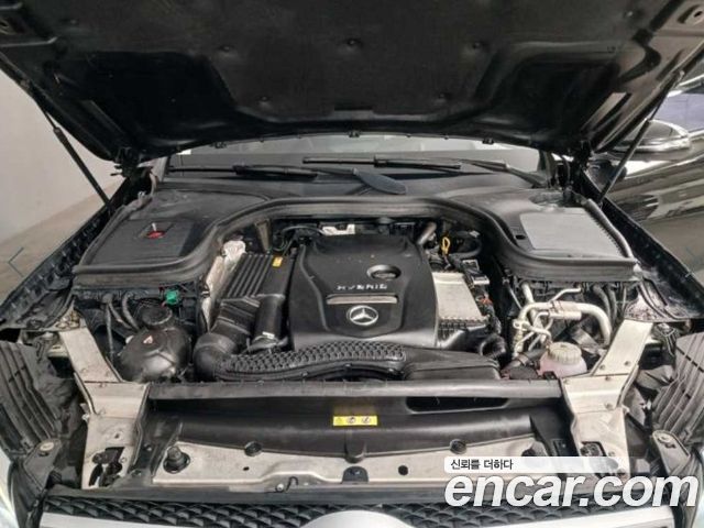 Mercedes-Benz GLC-Class 2019 — photo 19