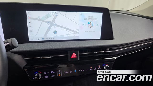 Kia EV6 2022 — photo 19
