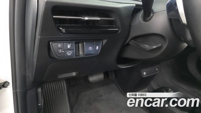 Kia EV6 2022 — photo 24