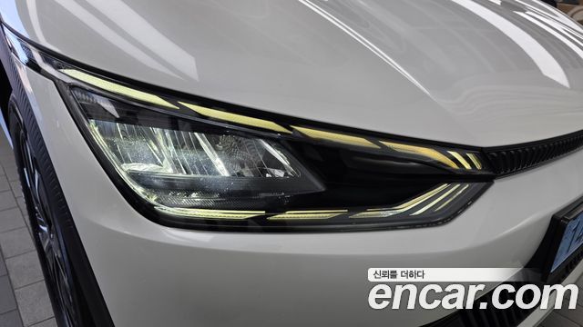 Kia EV6 2022 — photo 8