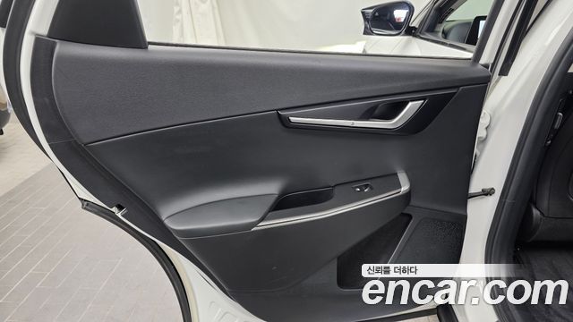Kia EV6 2022 — photo 15