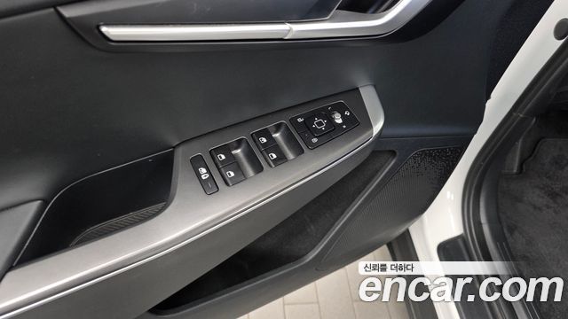 Kia EV6 2022 — photo 28