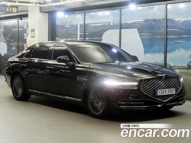 Genesis G90 2019 — photo 1