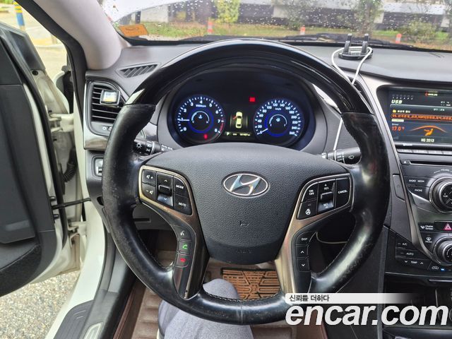 Hyundai Grandeur 2013 — photo 8