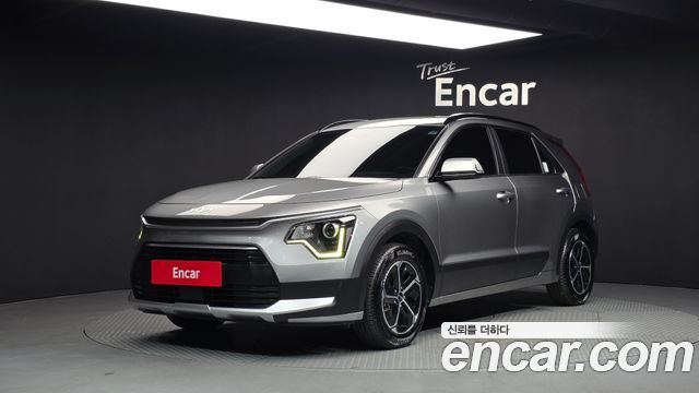Kia Niro 2022 — photo 1