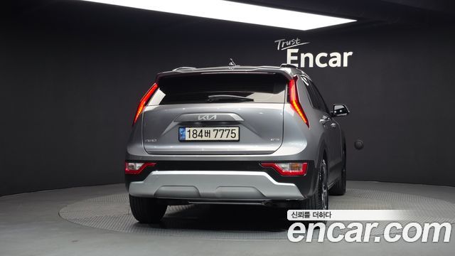 Kia Niro 2022 — photo 4