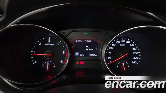 Kia Canival 2019 — photo 11