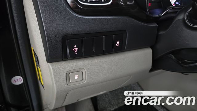 Kia Canival 2019 — photo 20