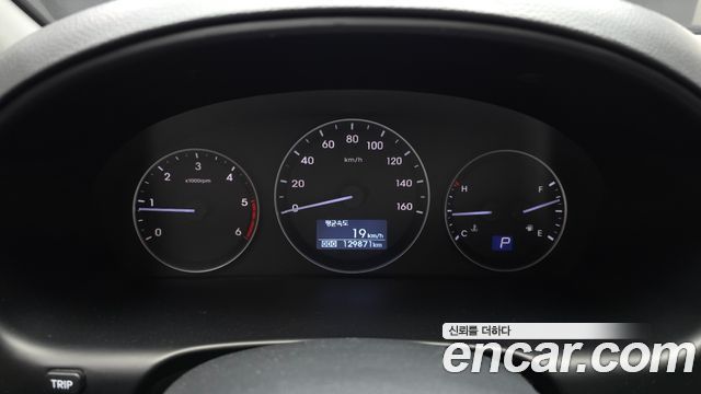 Hyundai Starex 2018 — photo 11