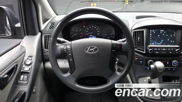 Hyundai Starex 2018 — photo 20