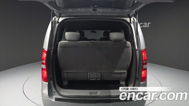 Hyundai Starex 2018 — photo 26