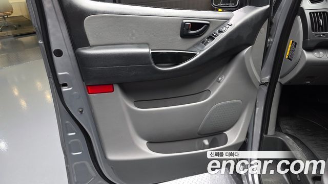 Hyundai Starex 2018 — photo 15