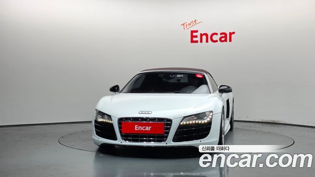 Audi R8 2012 — photo 3