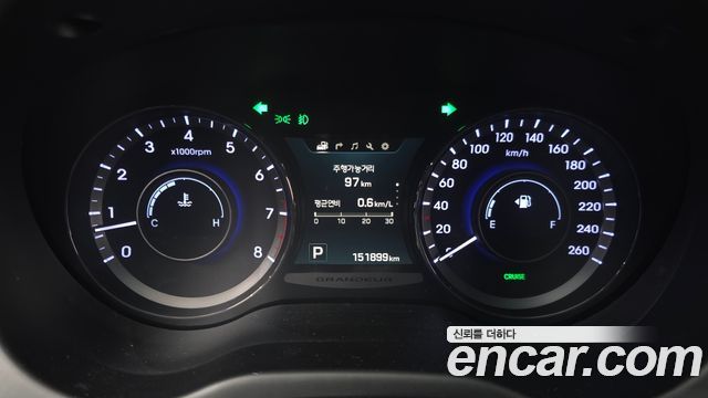 Hyundai Grandeur 2016 — photo 11