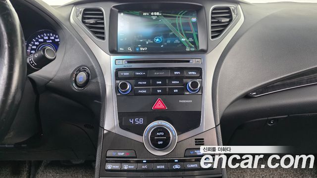 Hyundai Grandeur 2016 — photo 20
