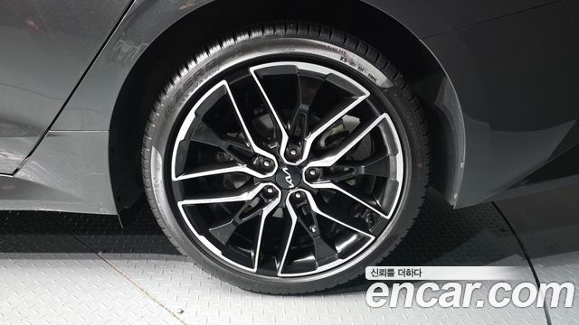 Kia K5 2023 — photo 5