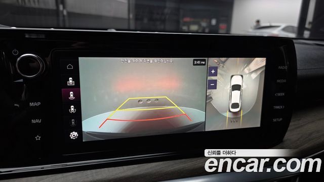 Kia K5 2023 — photo 21