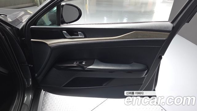Kia K5 2023 — photo 14