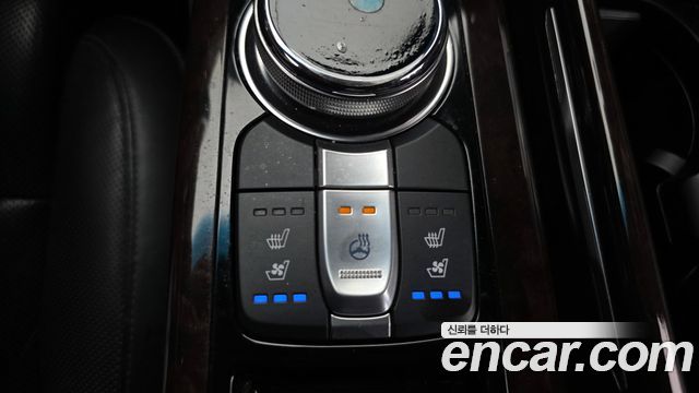 Genesis EQ900 2016 — photo 16