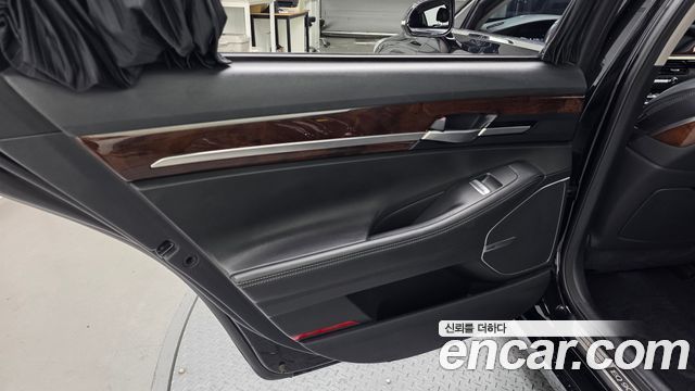 Genesis EQ900 2016 — photo 15