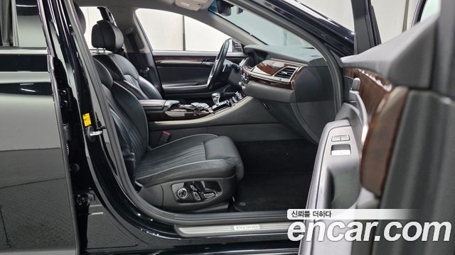 Genesis EQ900 2016 — photo 16