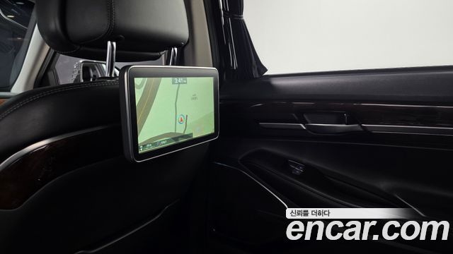Genesis EQ900 2016 — photo 28