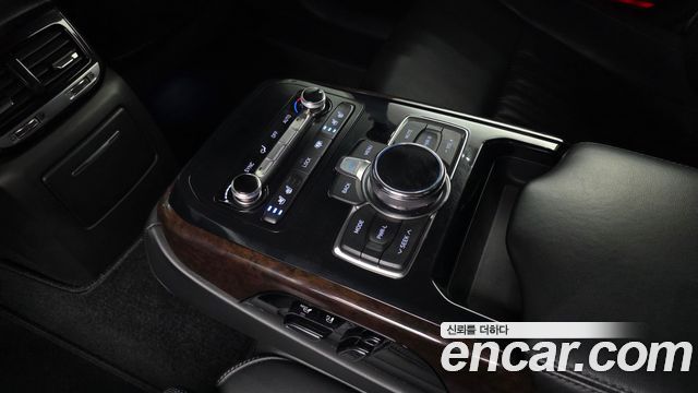 Genesis EQ900 2016 — photo 29