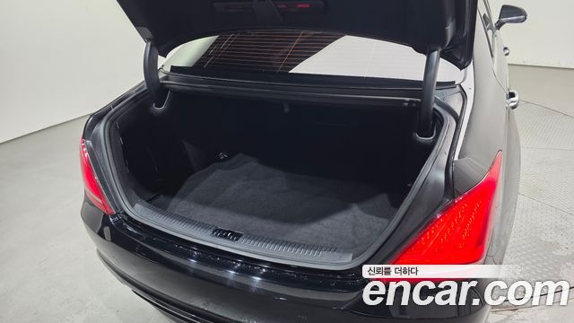 Genesis EQ900 2016 — photo 33