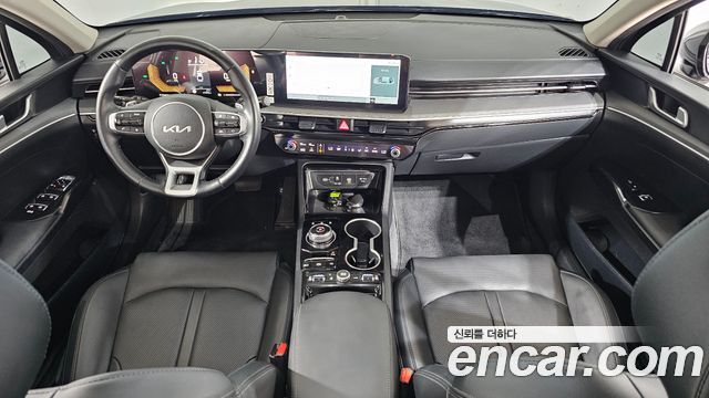 Kia K5 2025 — photo 10