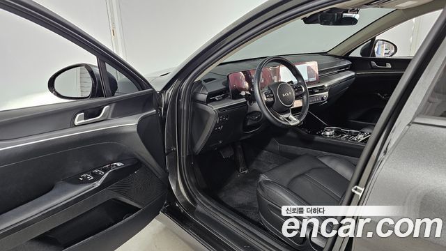 Kia K5 2025 — photo 13